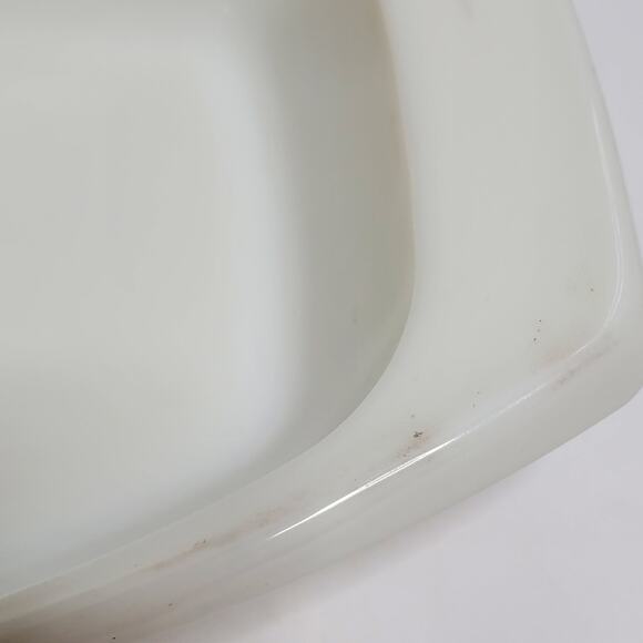 Vintage PYREX Golden HoneySuckle Casserole Dish 033 1.5 Qt - Picture 5 of 8